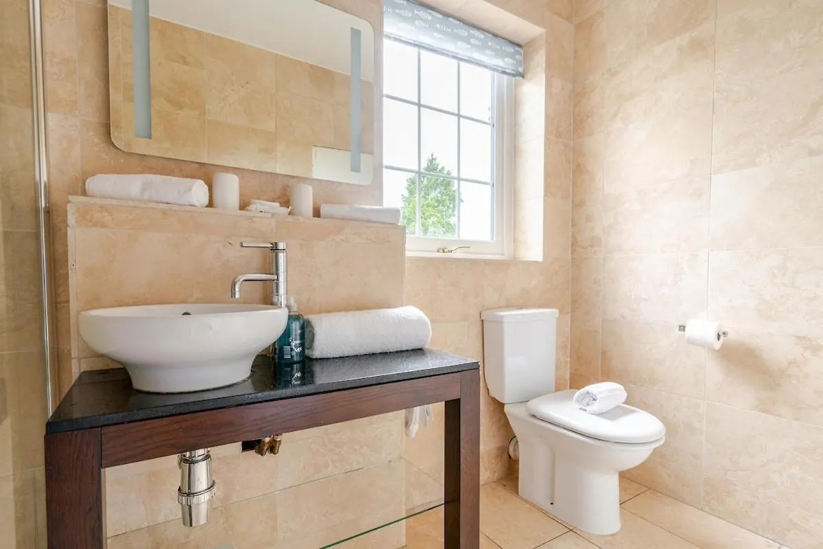 Villa Amulree, Edinburgh City